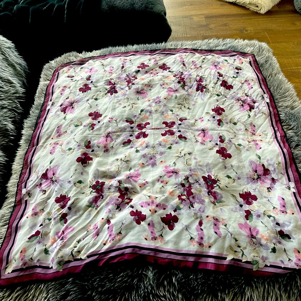 Large white and plum scarf